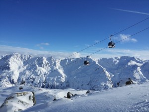 mountains-645403_1920